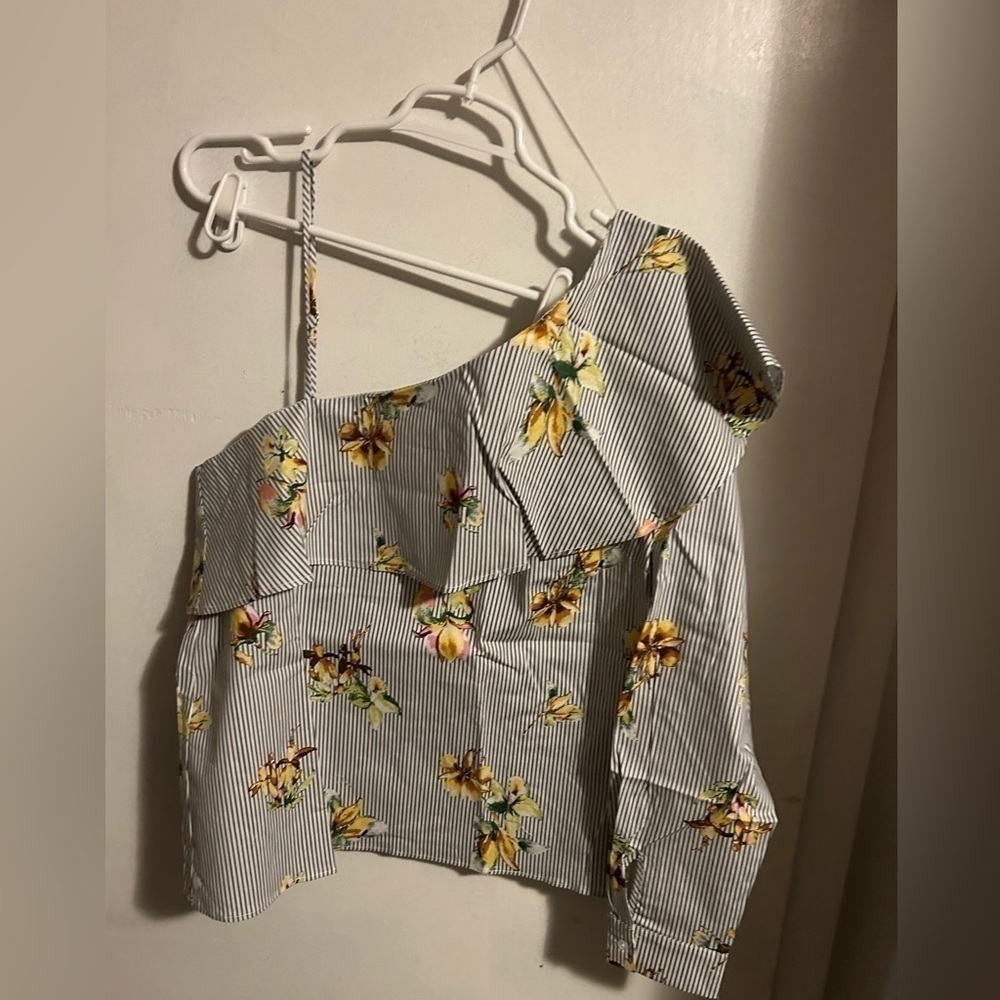 Urban outfitters top